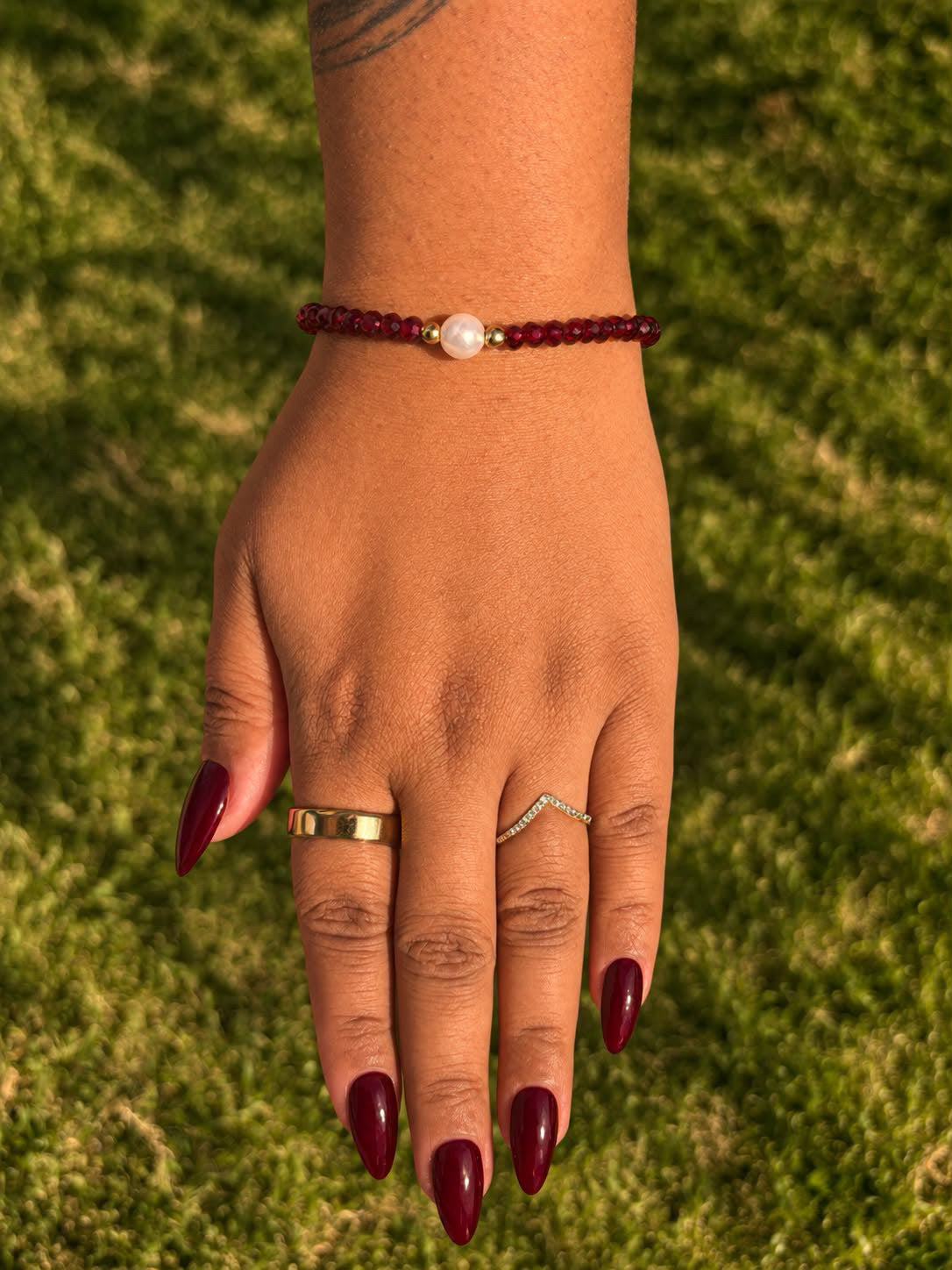 Maroon Single Pearl Bracelet